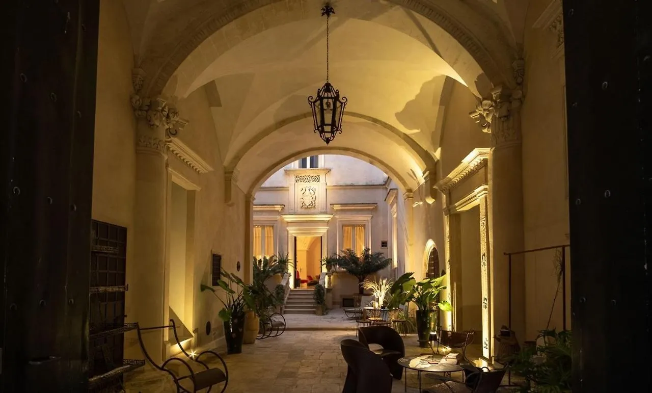 Palazzo Maresgallo Lecce 0*,  Italia